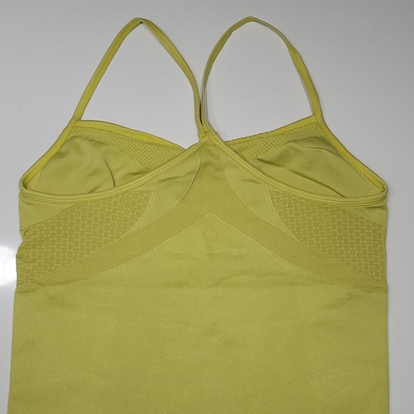 Workout Tank, Built-in Bralette - Picture 4 of 11